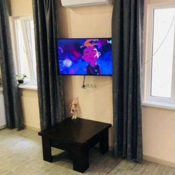 Продается 1-комнатная квартира, 46 м²