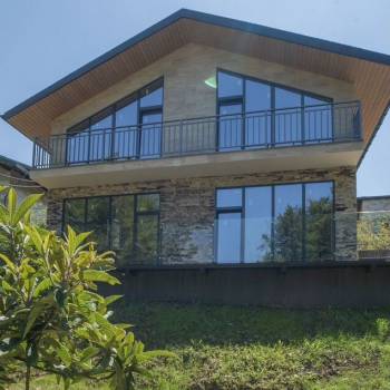 Продается Дом, 180 м²