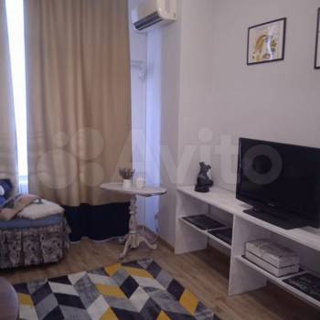 Продается 1-комнатная квартира, 23 м²