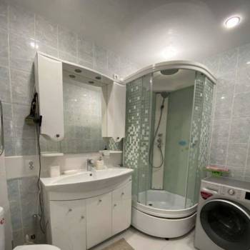 Сдается Многокомнатная квартира, 100 м²