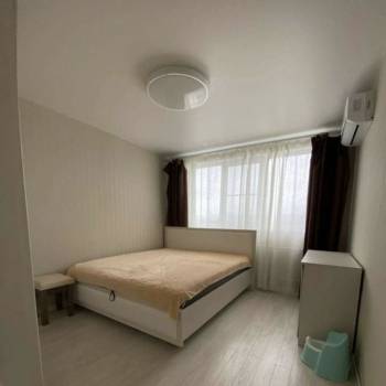 Сдается Многокомнатная квартира, 100 м²