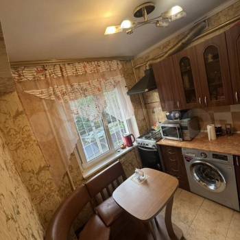 Сдается 1-комнатная квартира, 40 м²