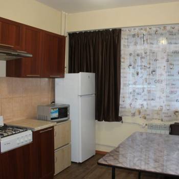 Продается 1-комнатная квартира, 35 м²