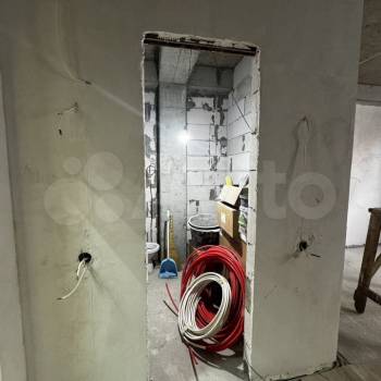 Продается 1-комнатная квартира, 32 м²