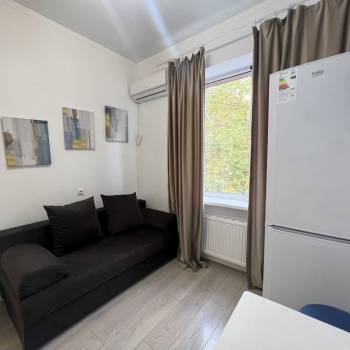 Продается 1-комнатная квартира, 16 м²