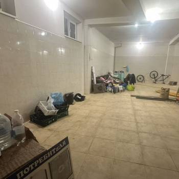 Сдается Нежилое помещение, 175 м²