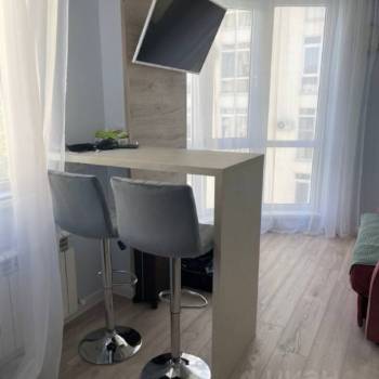 Продается 1-комнатная квартира, 33 м²