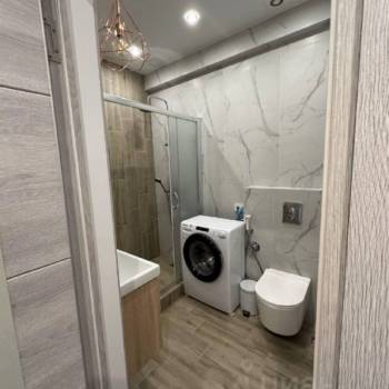 Продается 1-комнатная квартира, 33 м²