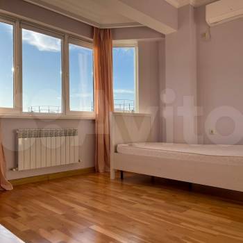 Сдается 2-х комнатная квартира, 74 м²