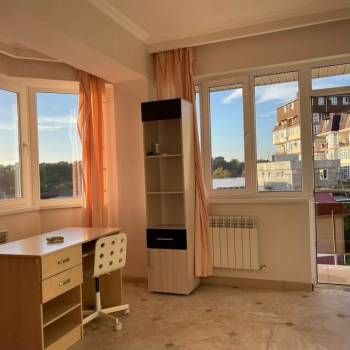 Сдается 2-х комнатная квартира, 74 м²