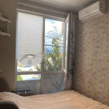 Продается 1-комнатная квартира, 30 м²