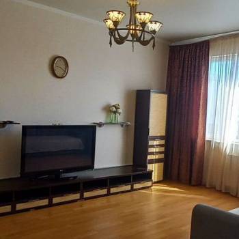 Продается 2-х комнатная квартира, 72,2 м²