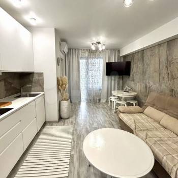 Сдается 1-комнатная квартира, 42 м²