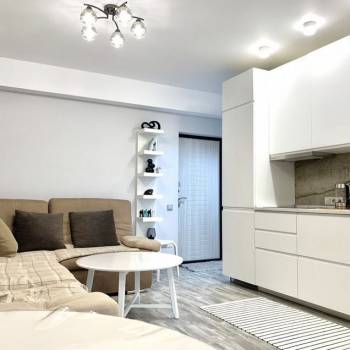 Сдается 1-комнатная квартира, 42 м²