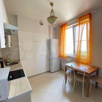 Сдается 2-х комнатная квартира, 61 м²