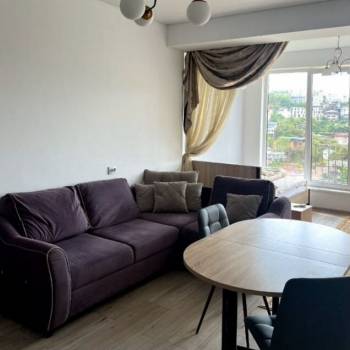 Сдается 1-комнатная квартира, 47,5 м²