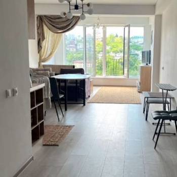 Сдается 1-комнатная квартира, 47,5 м²