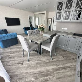 Сдается 2-х комнатная квартира, 63,8 м²