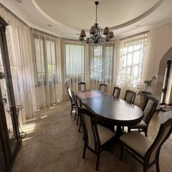 Продается Дом, 197 м²