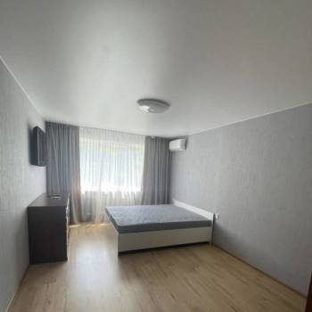 Продается 1-комнатная квартира, 45,1 м²