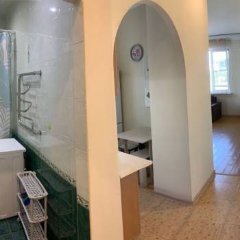 Продается 1-комнатная квартира, 32 м²