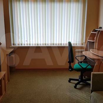 Продается Многокомнатная квартира, 81,5 м²