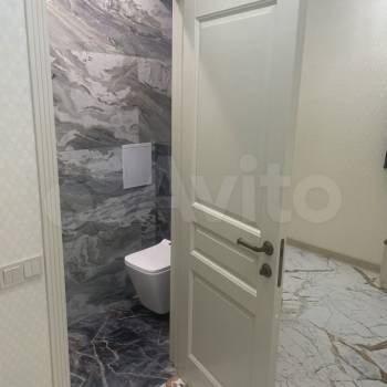 Продается 1-комнатная квартира, 92 м²