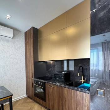 Продается 3-х комнатная квартира, 40,7 м²