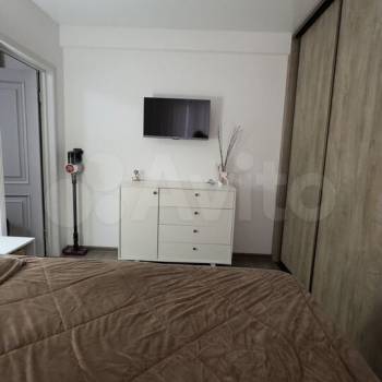 Продается 1-комнатная квартира, 35 м²