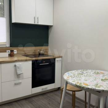 Продается 1-комнатная квартира, 35 м²
