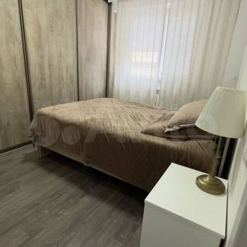 Продается 1-комнатная квартира, 35 м²