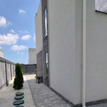 Продается Дом, 179 м²