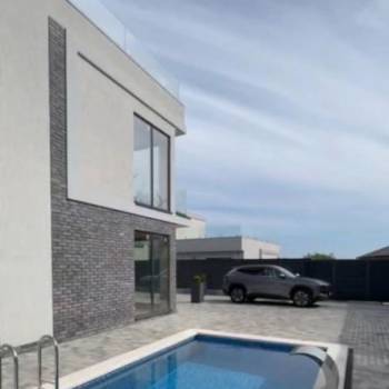 Продается Дом, 179 м²