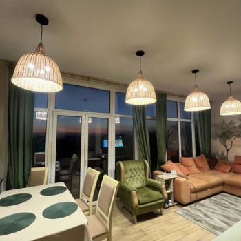 Продается Дом, 225 м²