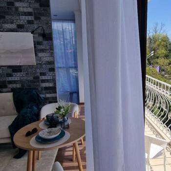 Продается 1-комнатная квартира, 49 м²