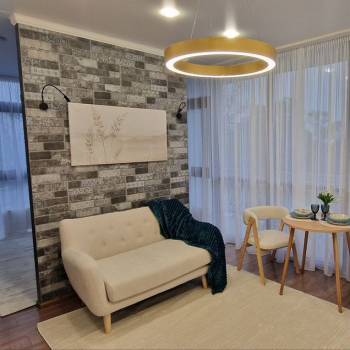 Продается 1-комнатная квартира, 49 м²