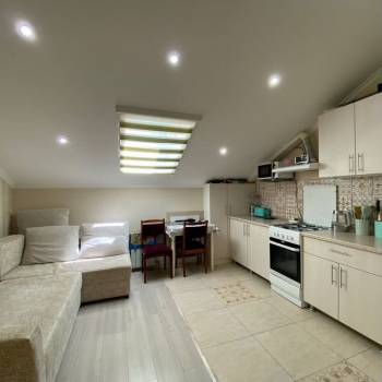 Продается 1-комнатная квартира, 41 м²