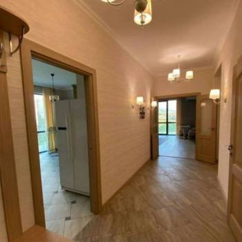 Сдается 2-х комнатная квартира, 85 м²