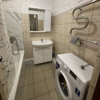 Сдается 1-комнатная квартира, 48 м²