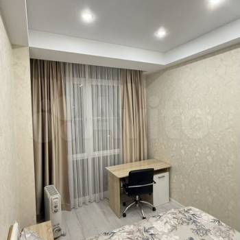 Сдается 1-комнатная квартира, 42 м²