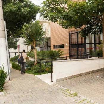 Продается 1-комнатная квартира, 41 м²