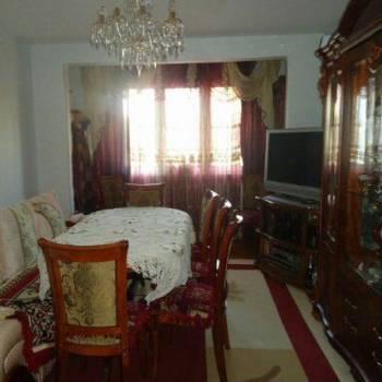 Продается Многокомнатная квартира, 90 м²