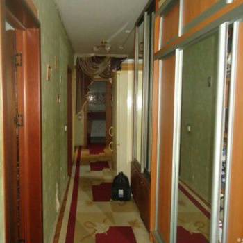 Продается Многокомнатная квартира, 90 м²