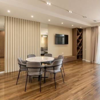 Продается 2-х комнатная квартира, 100 м²