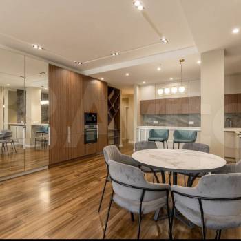 Продается 2-х комнатная квартира, 100 м²