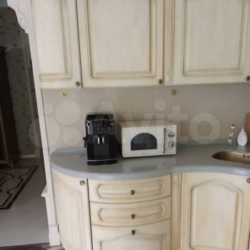 Сдается Многокомнатная квартира, 160 м²