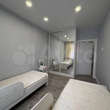 Сдается Многокомнатная квартира, 63 м²