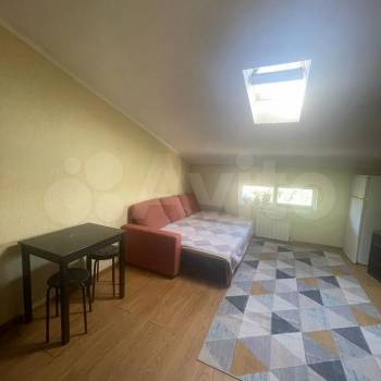 Сдается 1-комнатная квартира, 37 м²