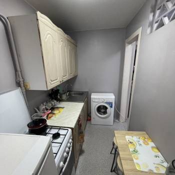 Продается 1-комнатная квартира, 28 м²