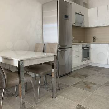 Сдается 2-х комнатная квартира, 65 м²